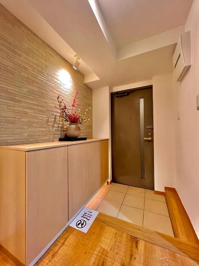 Asakusa Tatami Retreat: Convenient Metro Access Tokyo 0*,